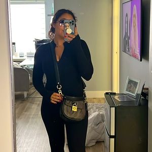 STEVE MADDEN olive cameo crossbody bag